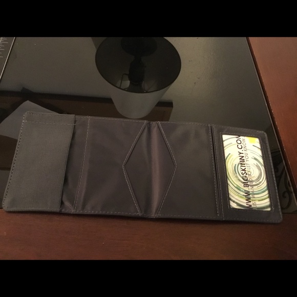 Big Skinny Multipocket wallet - Picture 3 of 3